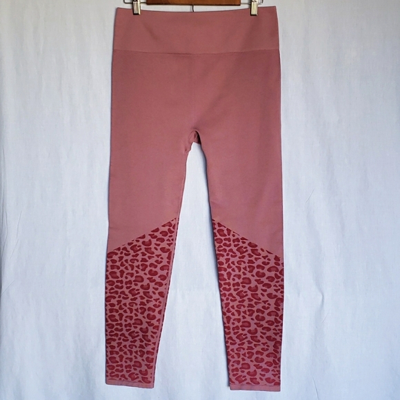 Fabletics High-Waisted Seamless Leopard Legging Sz.XL - Picture 2 of 6